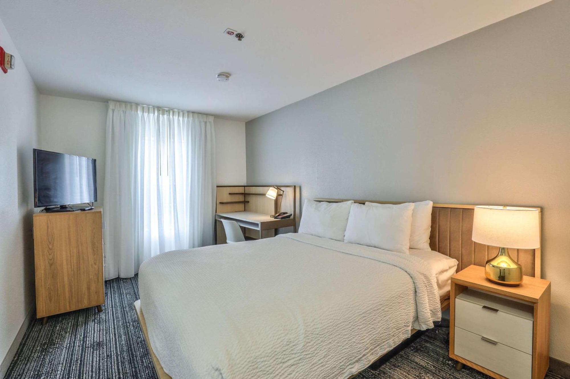Alluxsuites At 1876, Ascend Hotel Collection Ταλαχάσι Εξωτερικό φωτογραφία