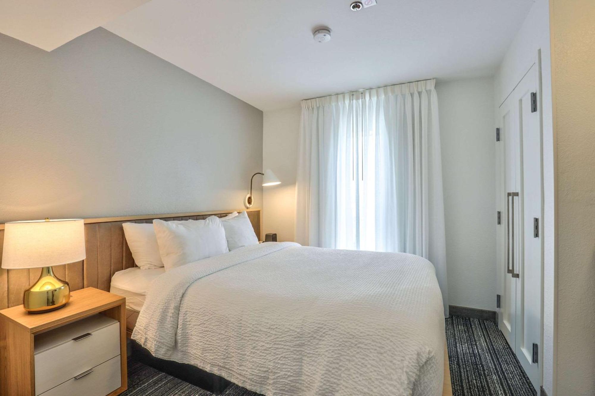 Alluxsuites At 1876, Ascend Hotel Collection Ταλαχάσι Εξωτερικό φωτογραφία